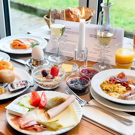 Hotel Seehotel Am Stausee 4 Sterne Superior Gerolstein